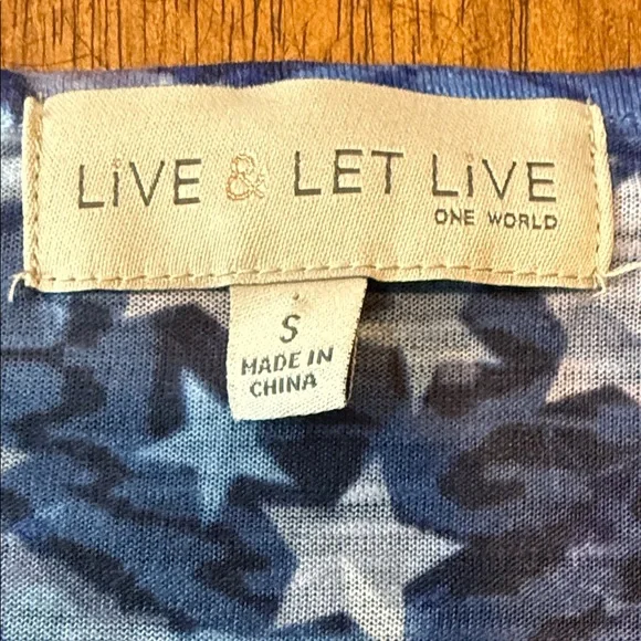 Women’s Patriotic Chevron Tank Top - Picture 2 of 6